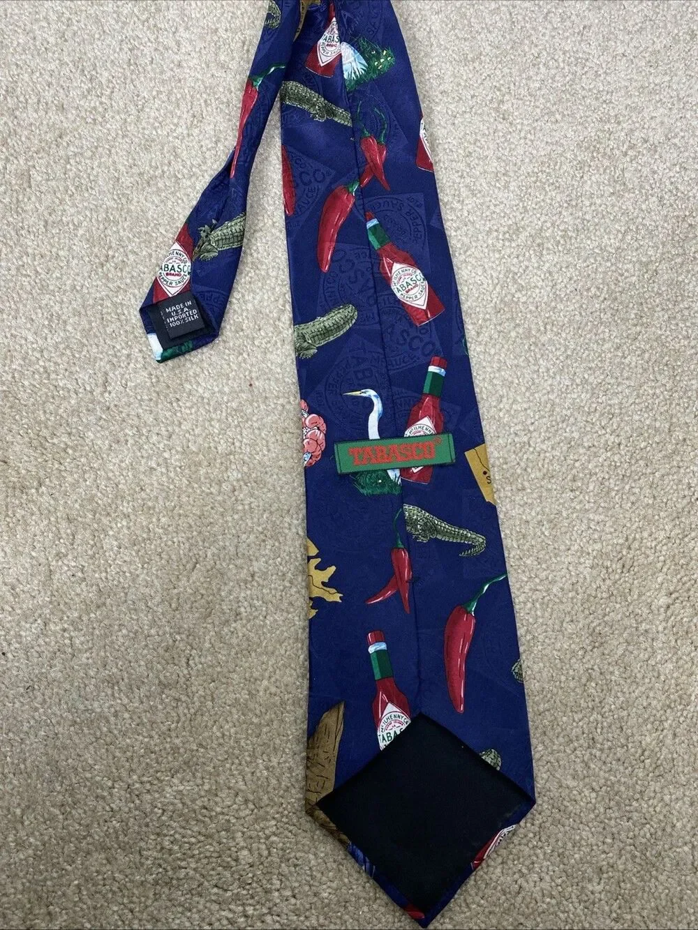 VTG Tabasco Crawfish Louisiana Silk Tie Made in USA Cajun Food Alligator Novelty